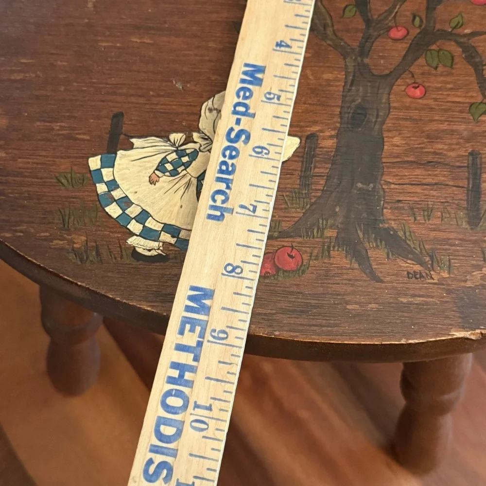 Vintage Hand Painted Folk Art Wood Stool Plant Stand Apple Orchard Bonnet 9